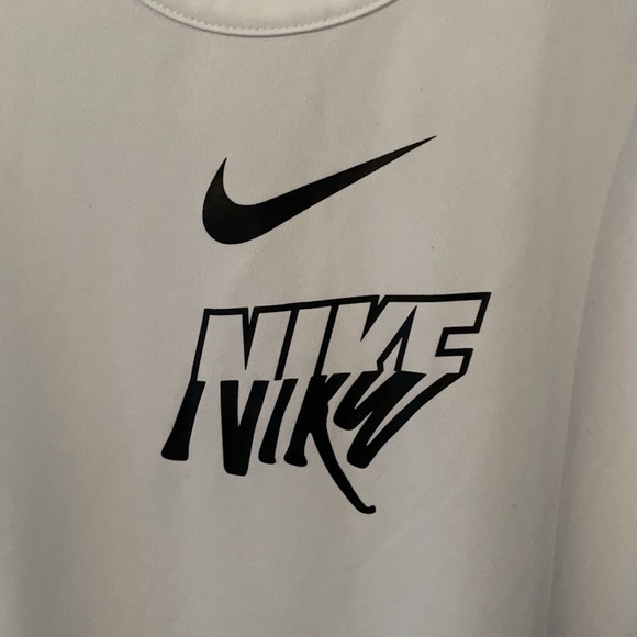 Nike Girls XL Dri-Fit Tank Too Shirt White Mesh - Picture 3 of 8